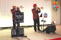 �N���Ƒ����